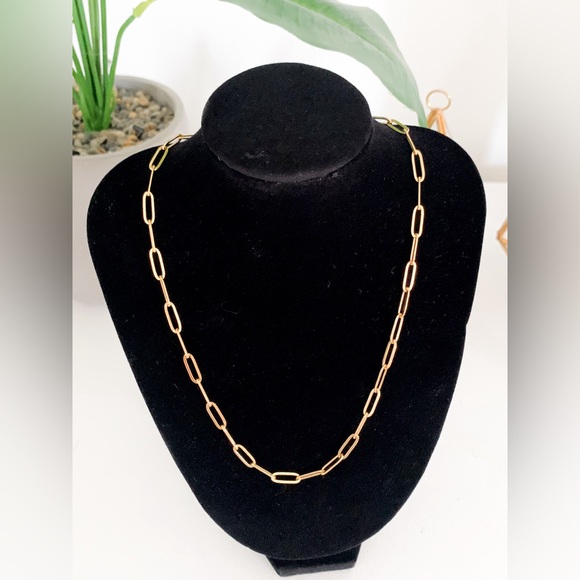 Simple 18K Gold Plated paperclip chain necklace - Picture 3 of 5